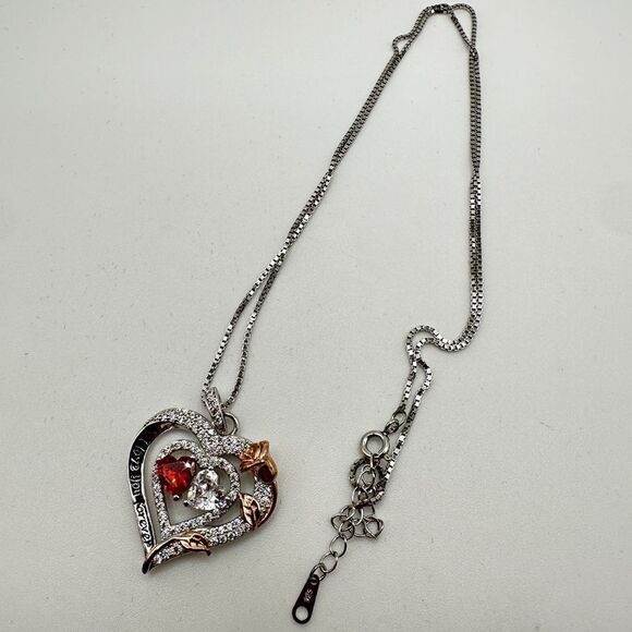 NIB Sterling silver, possibly gold plated, heart necklace with cz diamonds! - Picture 9 of 15